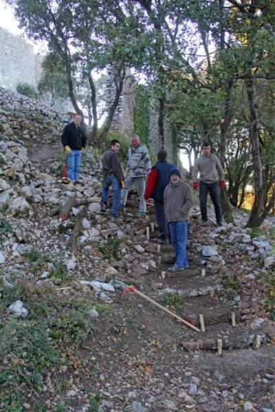 L'escalier de rondins